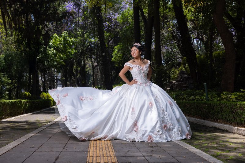 Sesión de fotos 15 años en Los Pinos CDMX