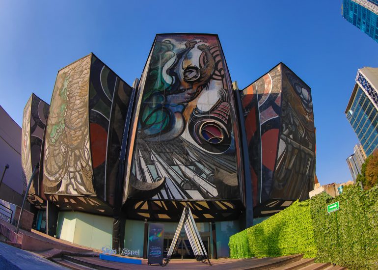 Fotografía de arquitectura para eventos corporativos Polyforum Siqueiros CDMX